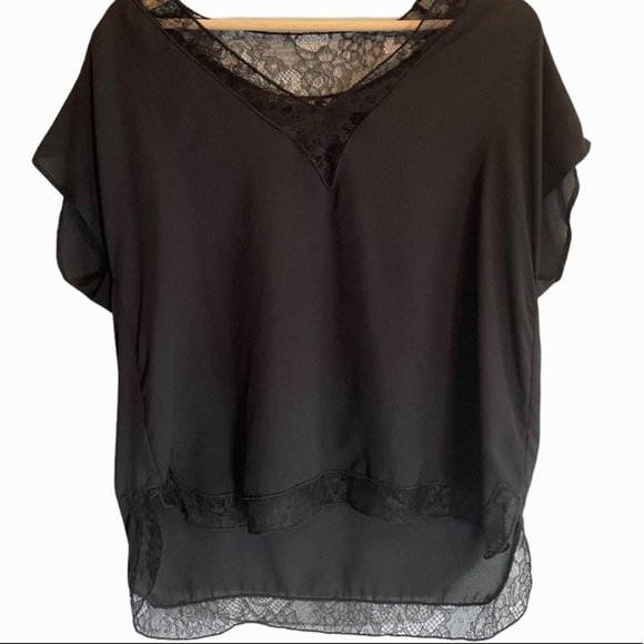 Zara basic  black lace neck hem short sleeve top - Picture 1 of 6